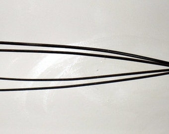 Early 1900s Primitive Wire Rug Beater with Wooden Handle