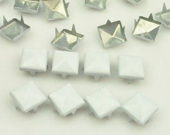 50 pcs. White Studs Rivets Biker Spikes spots nailheads Decorations Findings 9 mm with 4 claws Rivets DIY accessories.