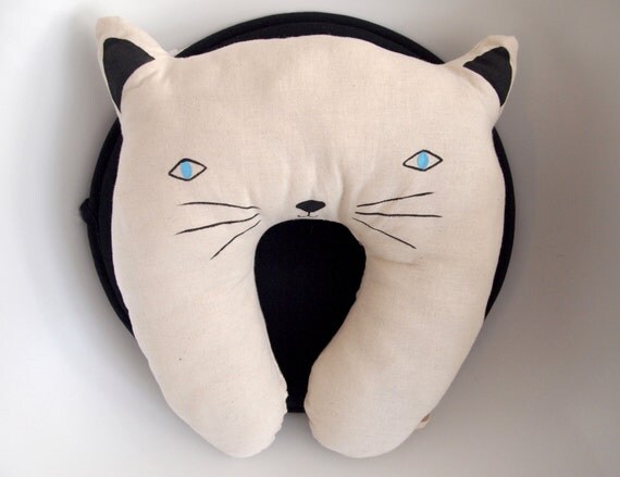 cat pillow collar