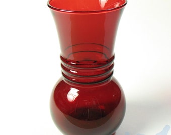 Popular items for small red vase on Etsy