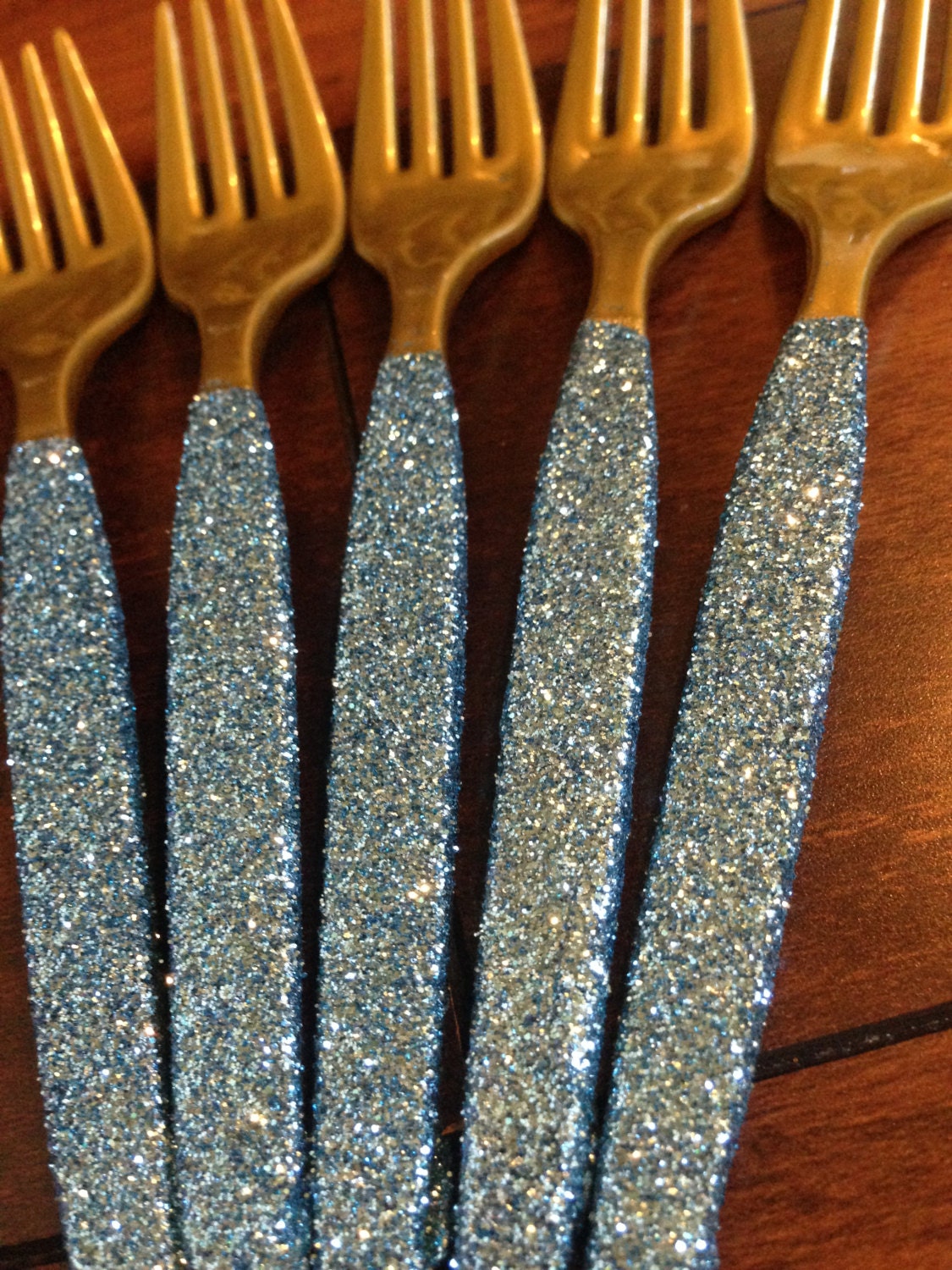 20 Glitter Party Plastic Utensils Forks by PartyPresentation