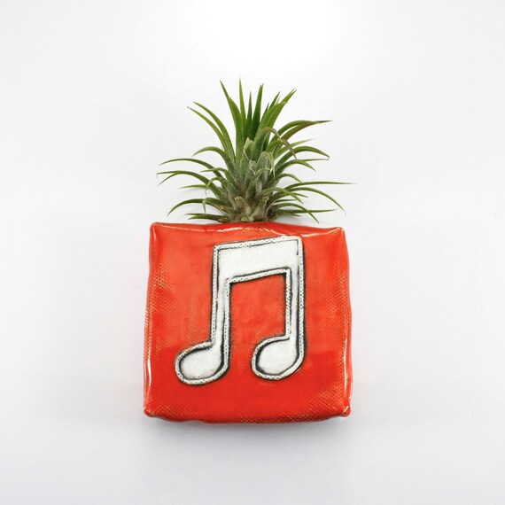 Music Note Bud Vase holds water flower air plant
