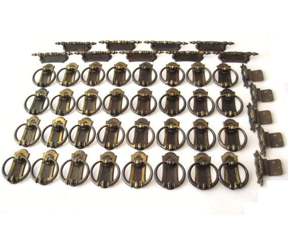 1970s Drawer Pulls Kitchen Cabinet Handle Knob by LaurasLastDitch