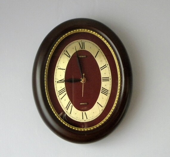 Metamec Wall Clock Oval Mahogany Recycled Battery Operated
