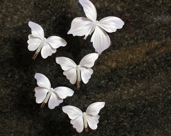 Bridal hair pin, butterfly hair clip, bridal butterfly, silk butterfly, wedding butterfly hair clip, white butterfly, clip on butterfly