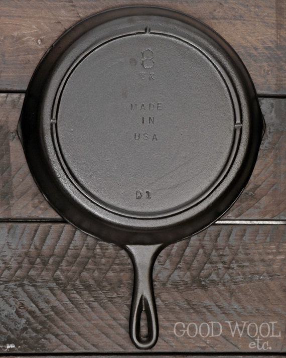 Vintage Lodge Cast Iron Markings 7