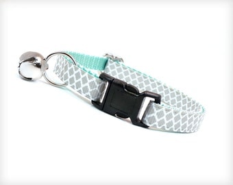 Cat Collar - "Incense & Peppermints " - Lt. Grey on Mint - Breakaway Safety Buckle or Non-Breakaway - Sizes for Cat, Kitten, Small Dog