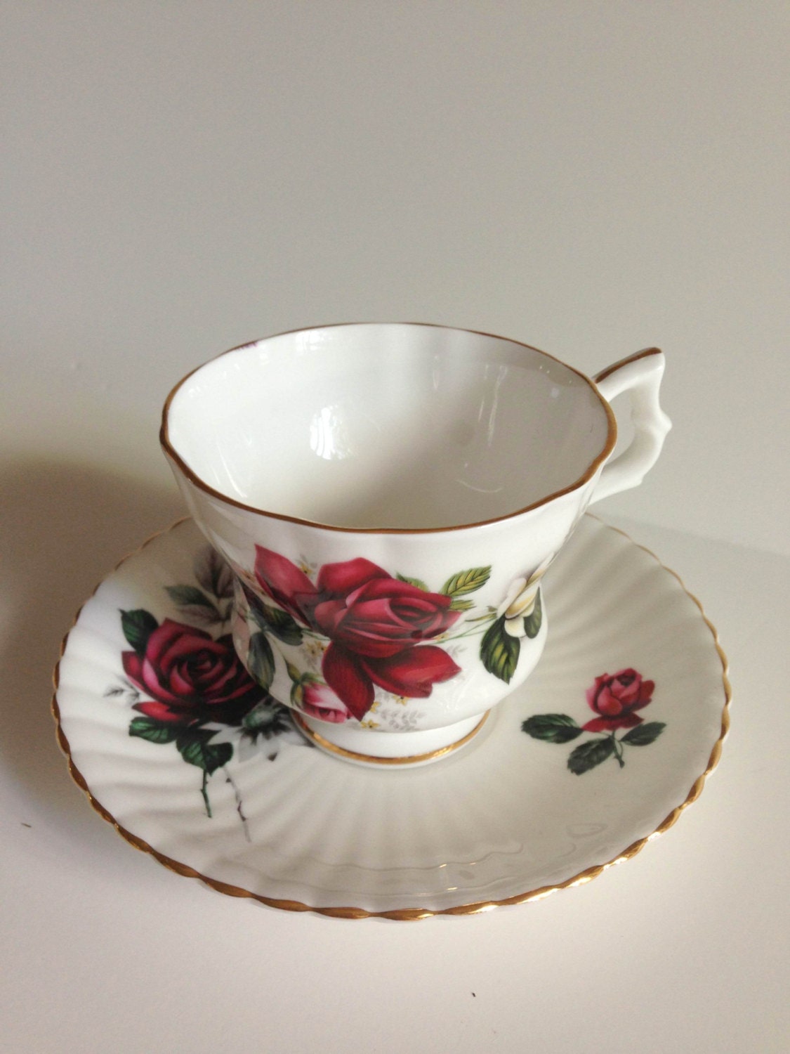 Vintage Royal Windsor Fine Bone China England by wonderfulathome