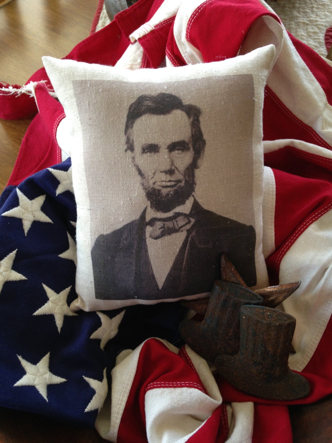 Vintage AMERICA ABRAHAM LINCOLN Pillow by 1894CottonwoodHouse
