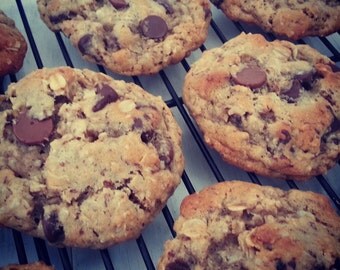 Oatmeal Chocolate Chip Lactation Cookies
