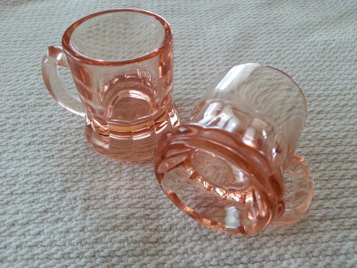 Vintage pink mini root beer mug shot glasses handles