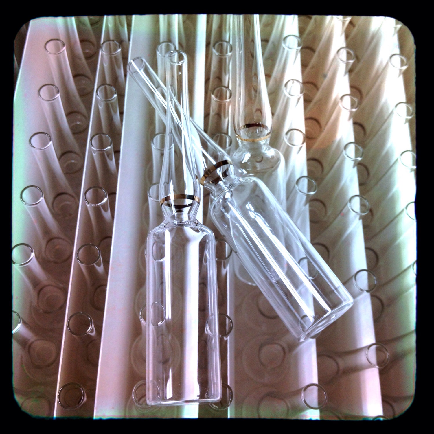 5pcs VINTAGE GLASS AMPOULES Gilded Band