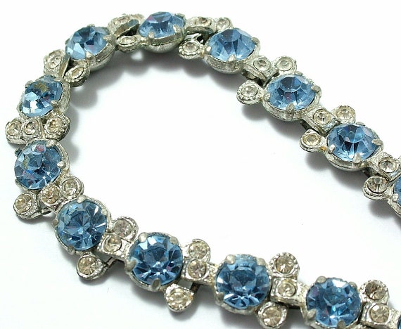 Vintage/ antique Art Deco 1940s/ 50s clear and pale blue rhinestone. paste, costume necklace