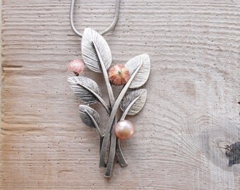 Sea Urchin Necklace Pink Leaves Necklace with Pearl and Shell
