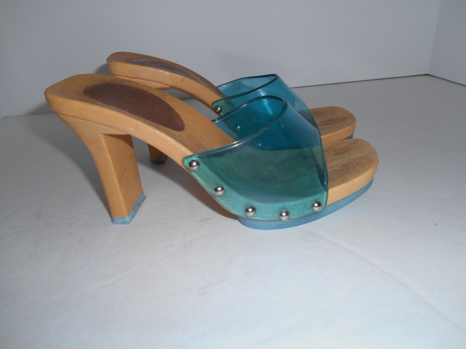 90s Italian Plastic Jelly Shoes Chunky by ATELIERVINTAGESHOP