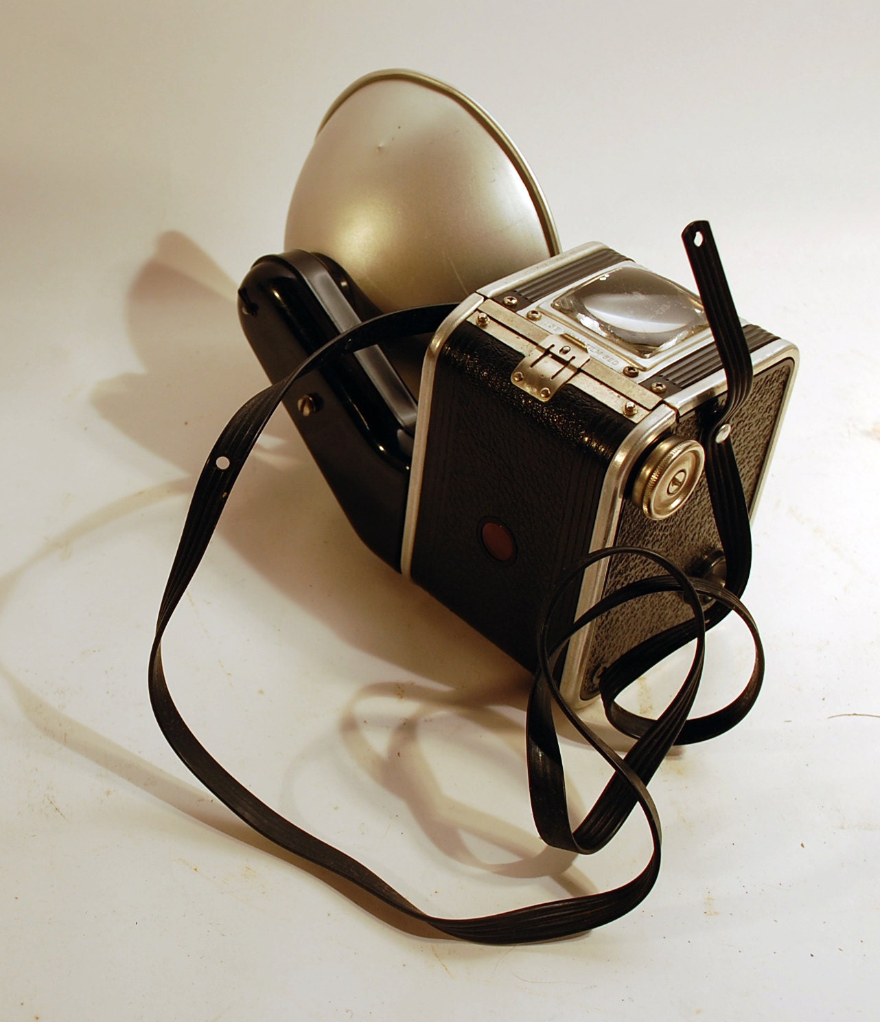Vintage Kodak Duaflex Camera with flash attachment flash bulb