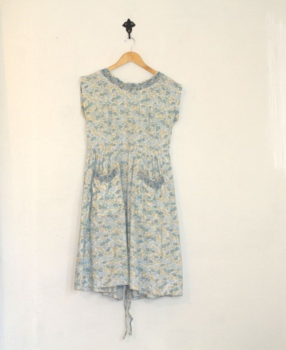 Vintage SWIRL Dress / 1950s Clothing / Light by BLUEGRASSBOOTY