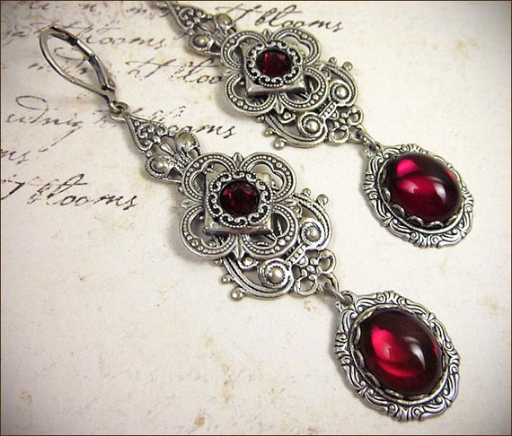 Medieval Renaissance Tudor Red Garnet Medieval Jewelry