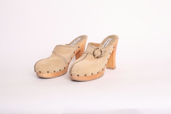 steve madden suede clogs