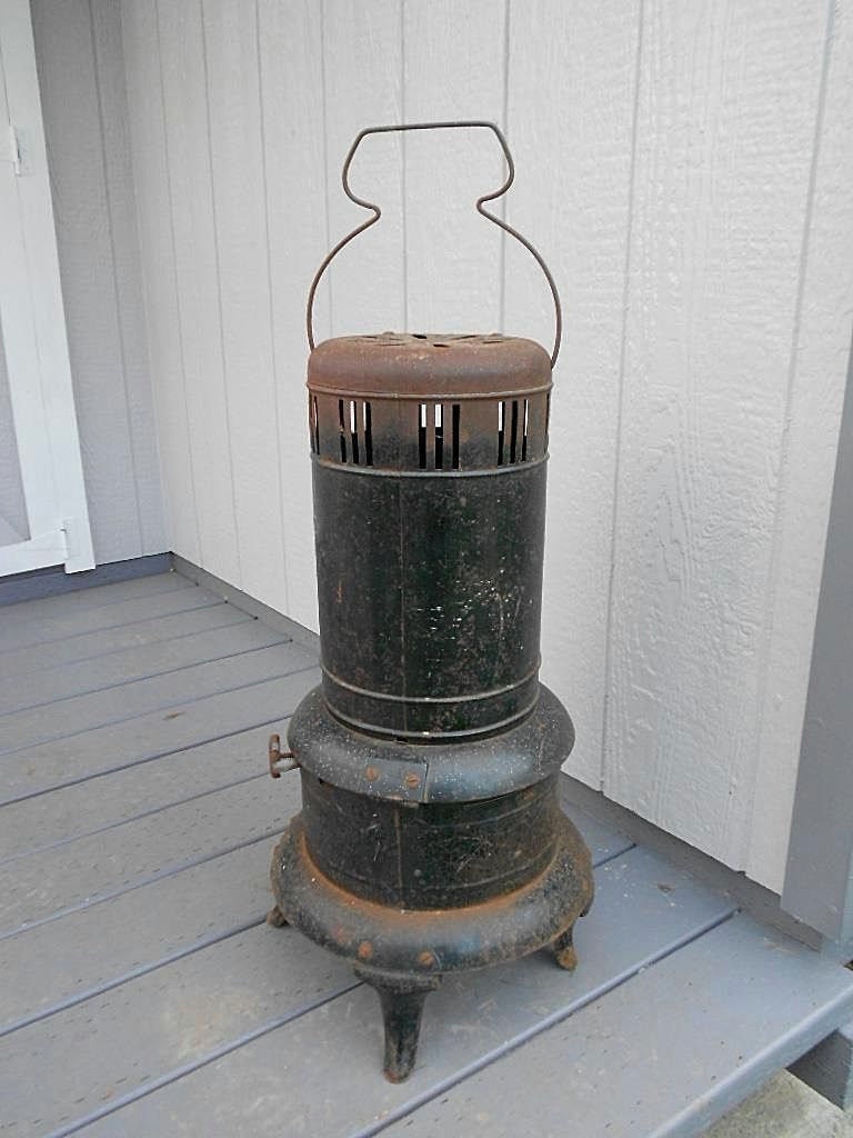 Vintage KEROSENE HEATER STOVE Montgomery Ward Store Black