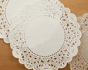 50 Romantic Ivy Lace Paper Doilies (6in)