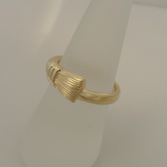 Paint Brush Ring in 10K Gold