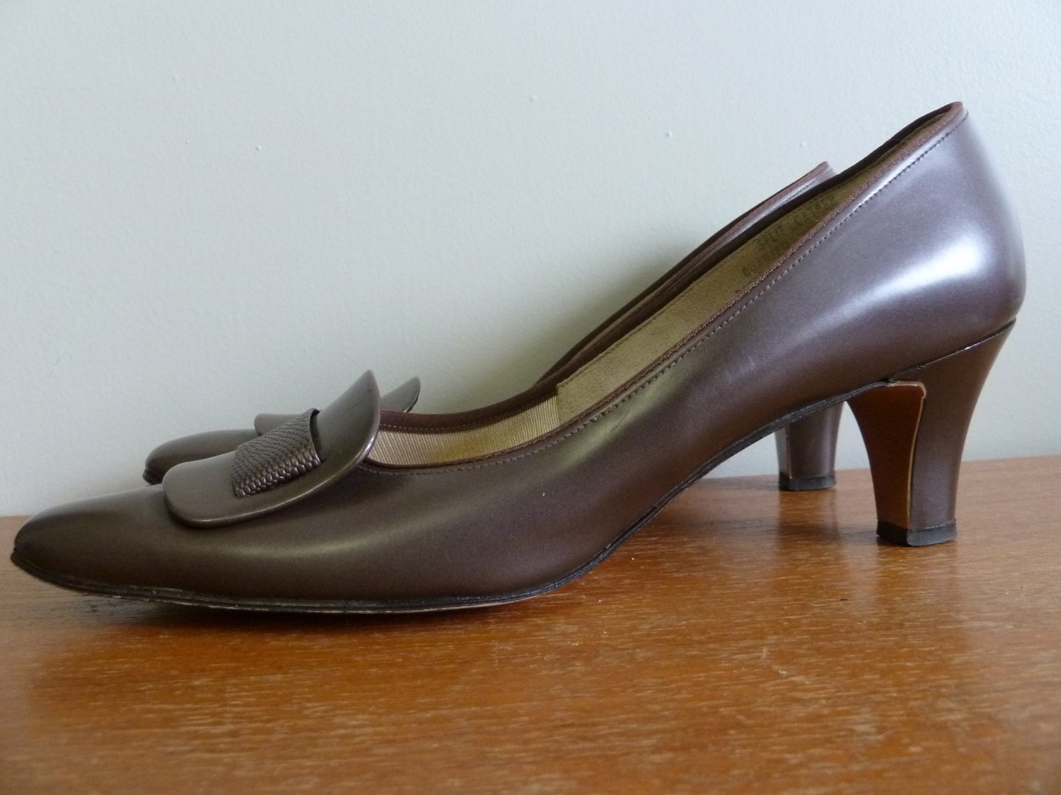 60s Brown Heels Toe Detail Naturalizer Shoes Corfam