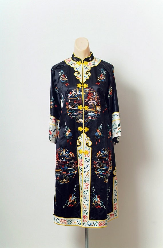 Vintage 70s Kimono / Vintage Kimono Jacket / silk kimono