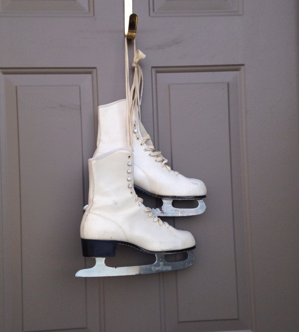 Vintage white Ice Skates. Women's figure skates for