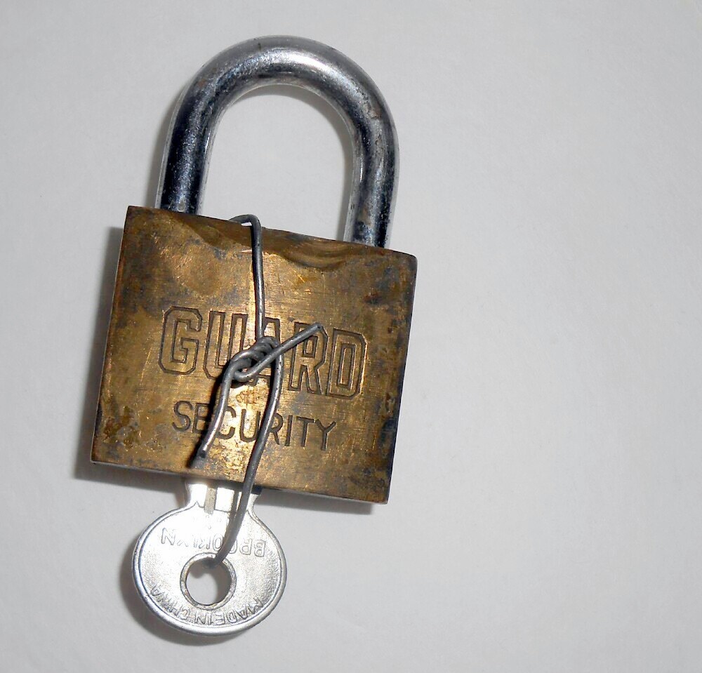 Vintage Guard Security padlock with key Brass padlock with key