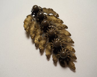 Art Nouveau Fur Clip Brass Leaves and Berries Vintage