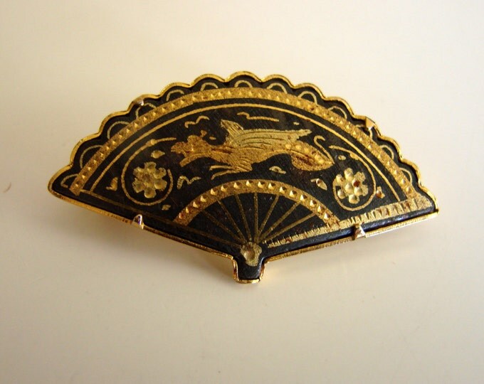 Damascene Black & Gold Brooch / Fan Motif / Vintage Jewelry / Jewellery