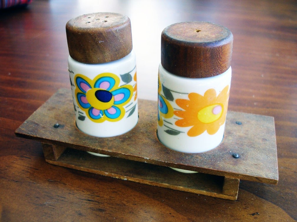 Vintage Guillen Floral Salt Pepper Shakers (Made in Spain) Haute Juice