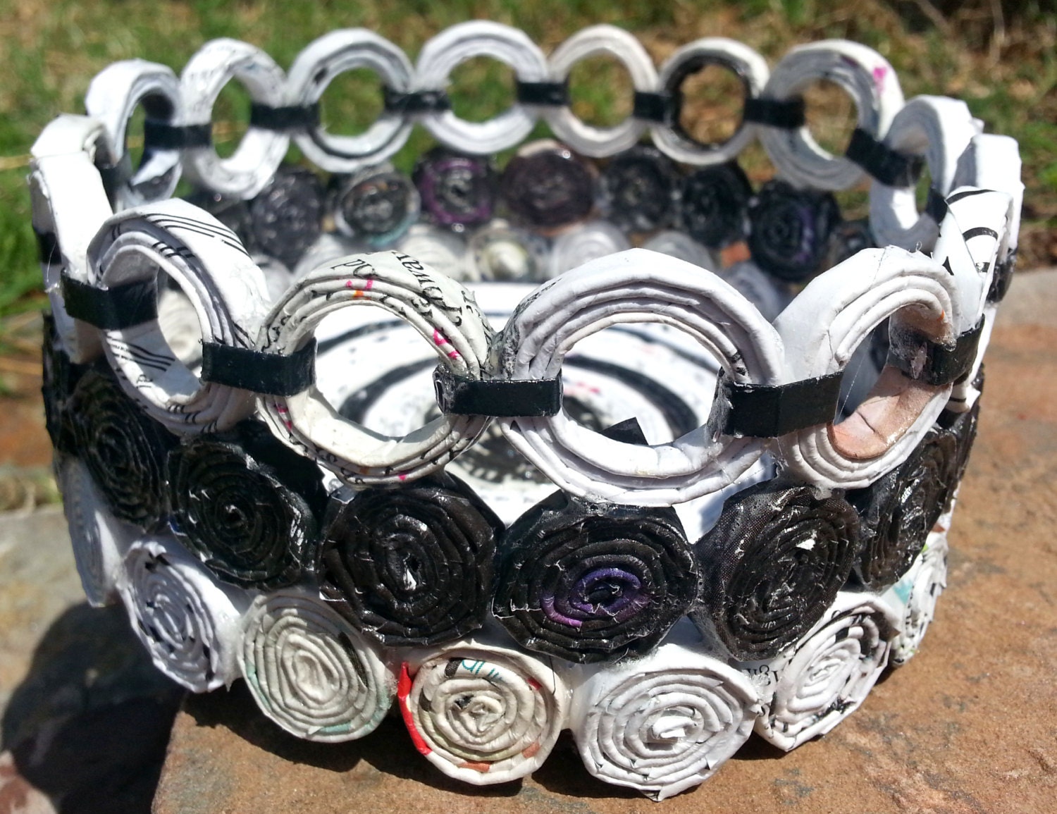 Black and White Magazine Paper Basket