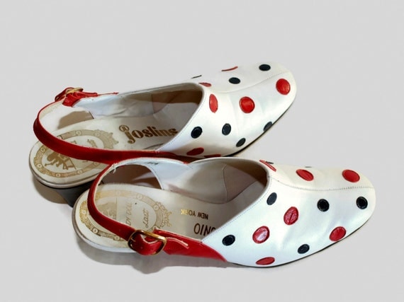 60s 70s polka dot shoes by D'Antonio. Blue red white. Twee