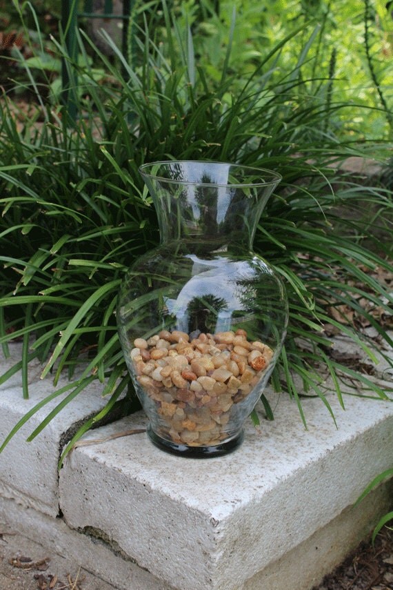 Vase Ginger Style Clear with Pebbles Home by AtticTreasuresByJudy