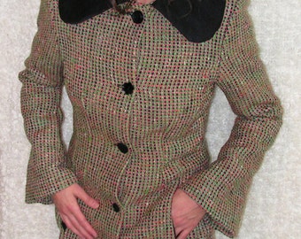 Multicolored and black wool coat, curved and "Claudine" collar.. 7313