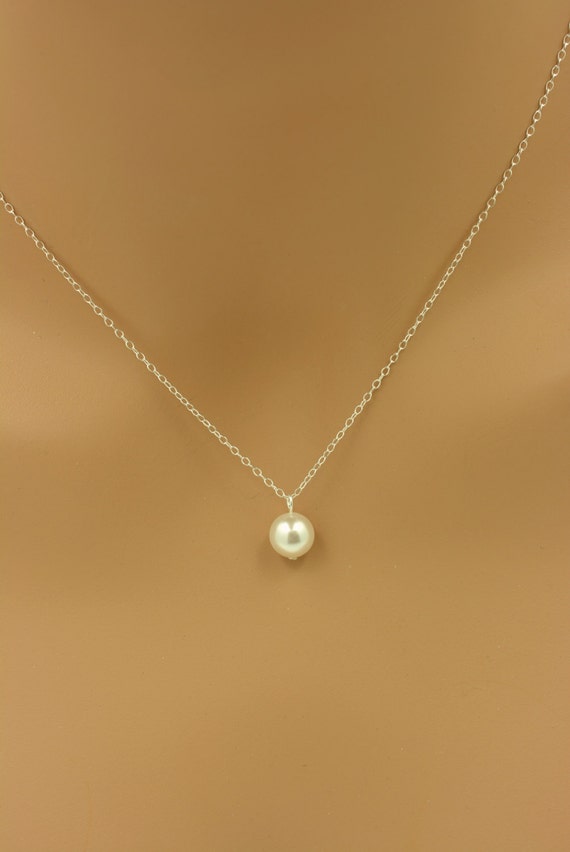 Set of 4 Bridesmaid Single Pearl Necklaces 4 by AnaInspirations