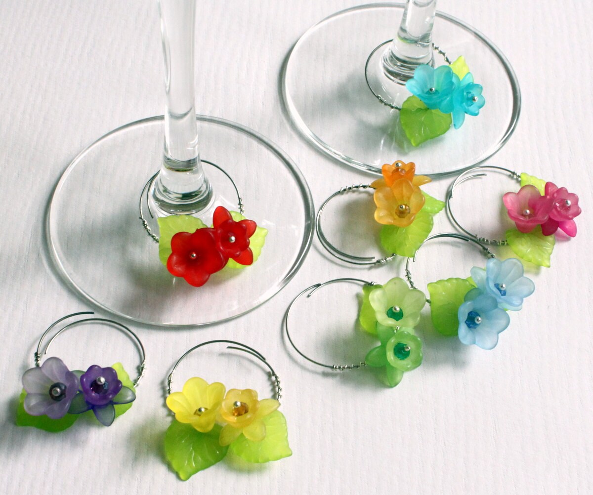 A Set of 8 Colourful Lucite Flower Wine Glass Charms / Markers