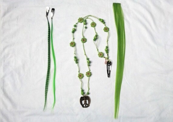 Cool Horse Color Set in Green  Necklace Mane Color by MyBuddyBling