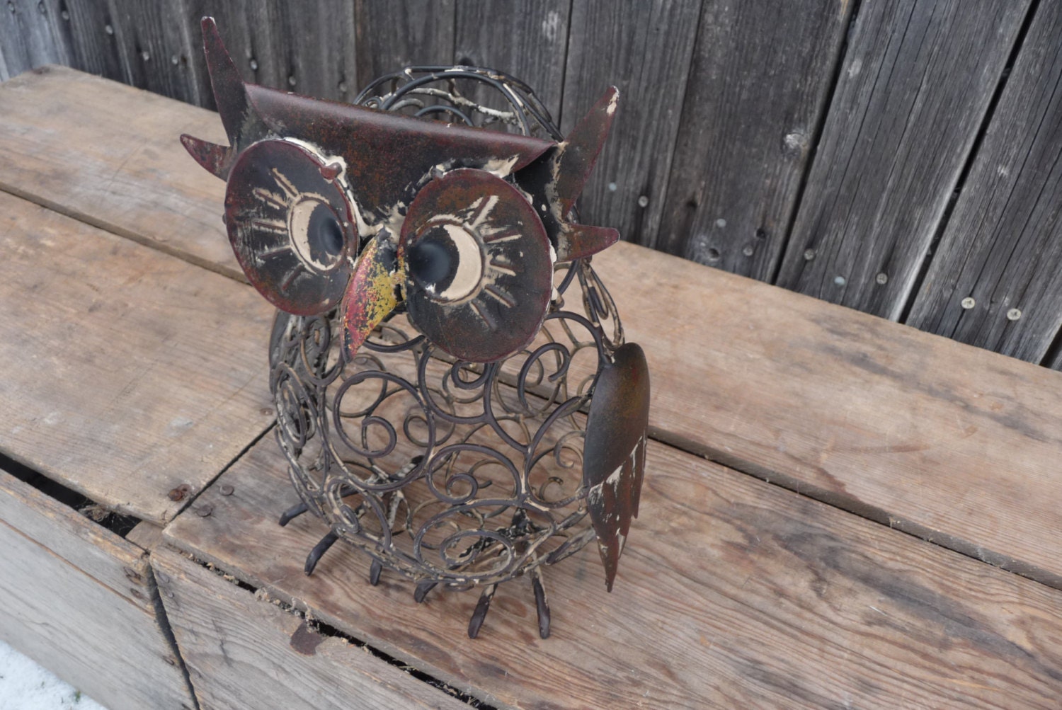 metal owl figurines