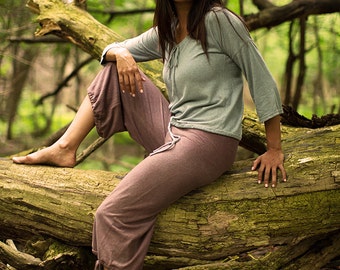 cotton yoga pants, organic cotton pants, hemp pants, organic pants, wide leg pants, Indian fig cropped tie-bottom layering pants