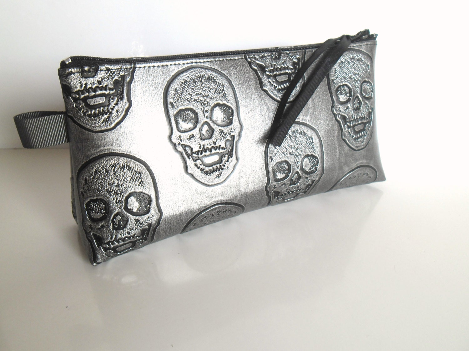 Kit skull faux leather