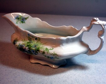 Johnson Bros gravy boat-England-scalloped and gilt-blue floral