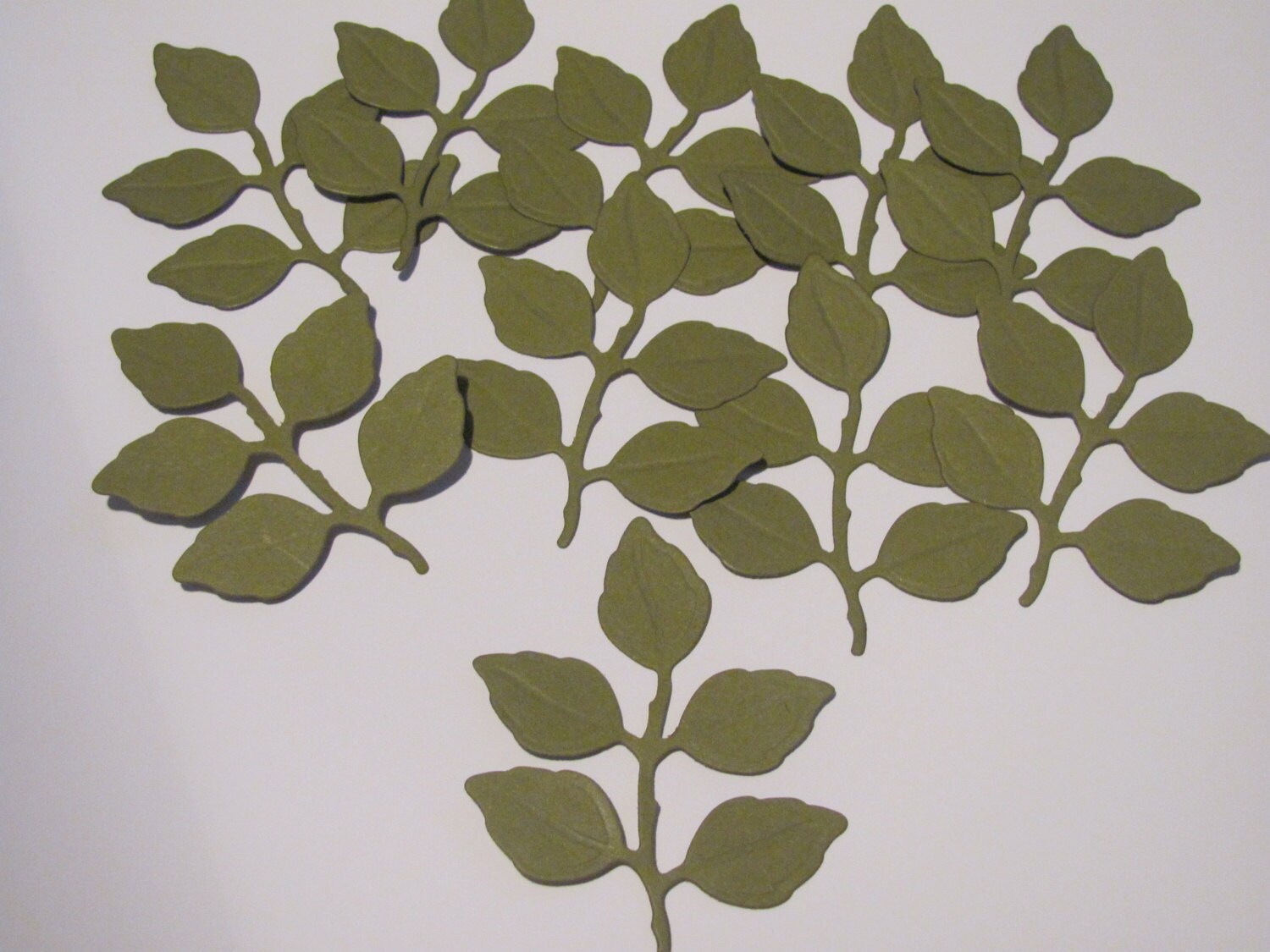 Die Cut Leaves Card Making Scrapbooking Tags 10ct