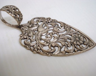 Antique SPECTACULAR ORNATE CAKE Server - Superb Quality Silver