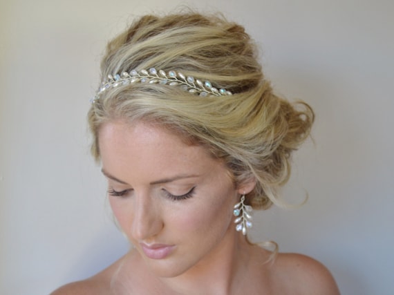 Top 5 Types Of Bridal Accessories You Must Have