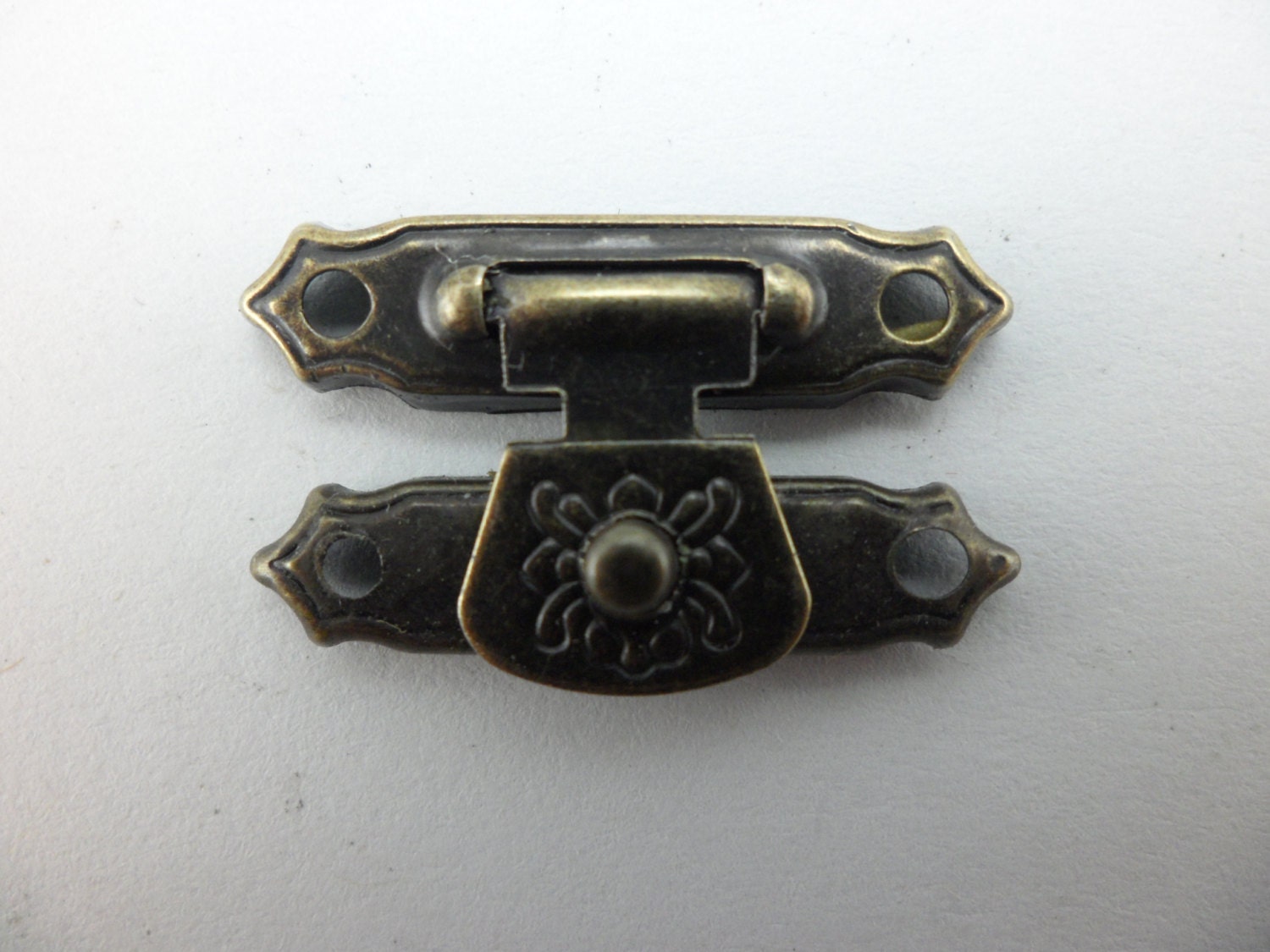 10pcs 17mm x 16mm vintage jewelry boxes latch gift box latches