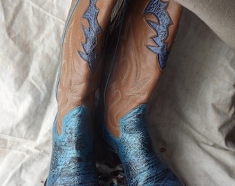 Women's Hand-Painted Cowboy Boots Size 6B