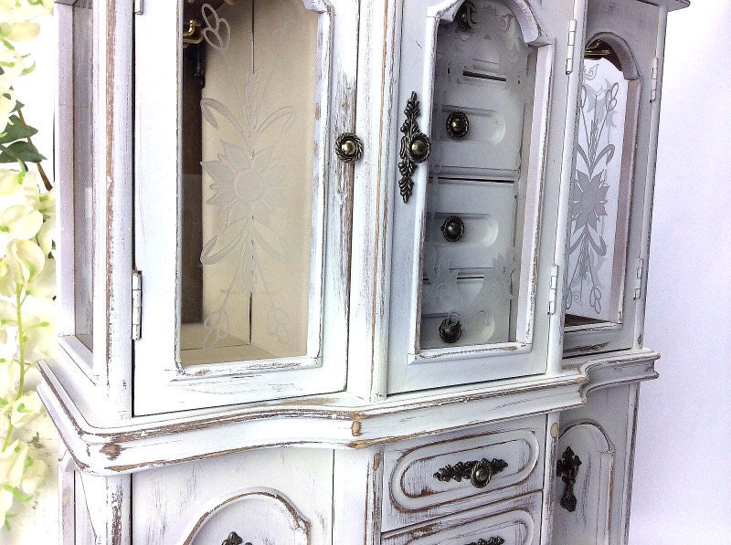 Beautiful LARGE JEWELRY BOX For Sale Shabby Chic Jewelry